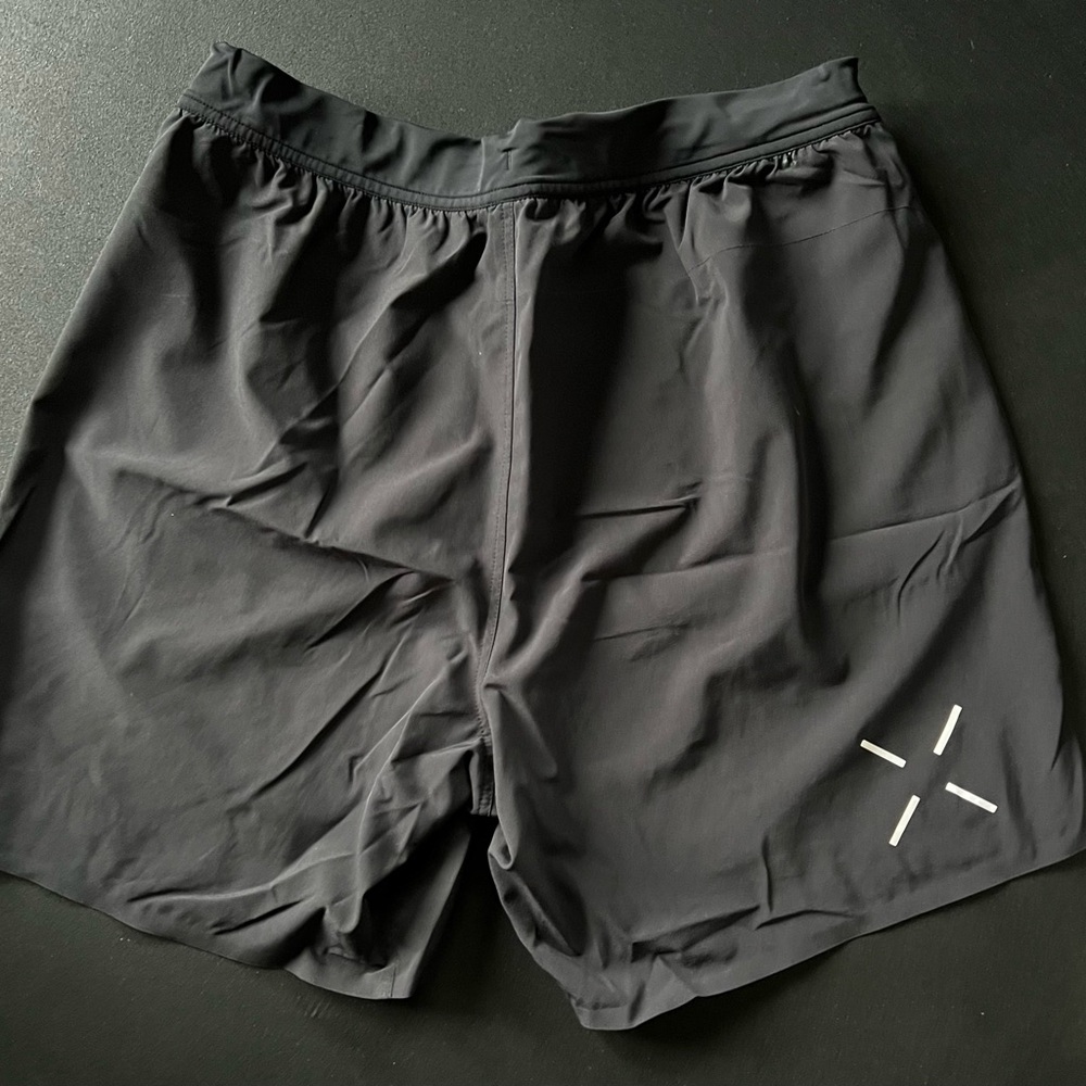 Ten Thousand Interval Short